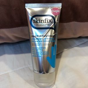 Skinfix: hand lotion